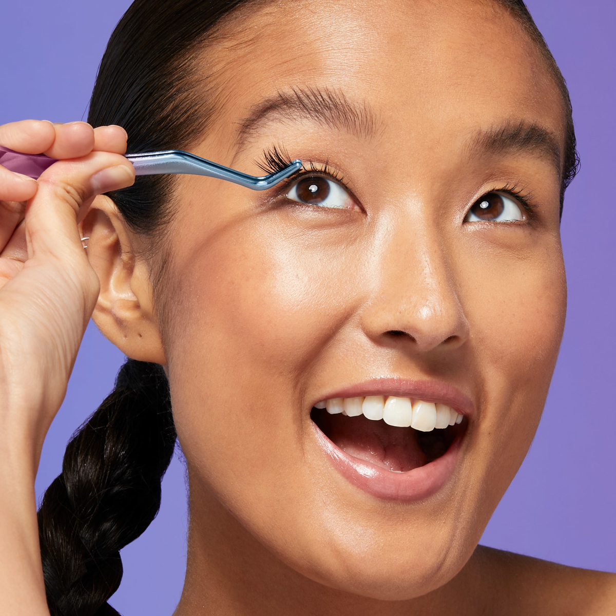 Kit KISS Falscara Pestañas Volumen Natural + Aplicador Profesional